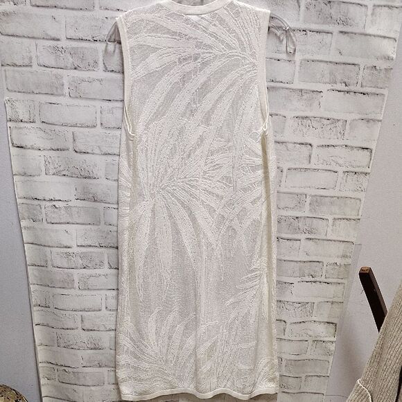 Chico's White Sleeveless Cardigan - Picture 4 of 4